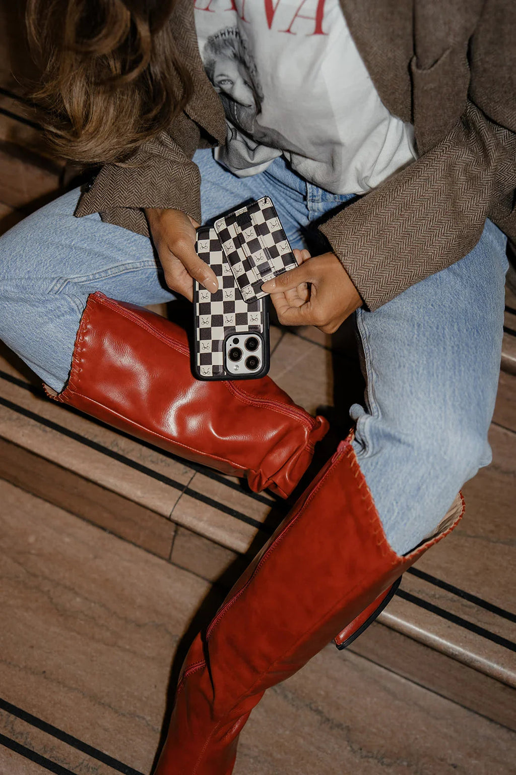 Bow Noir Magnetic Case and Wallet