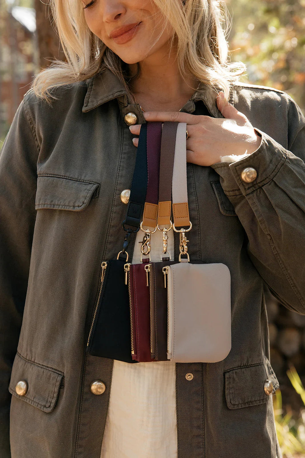 Almond Cream Zipper Pouch