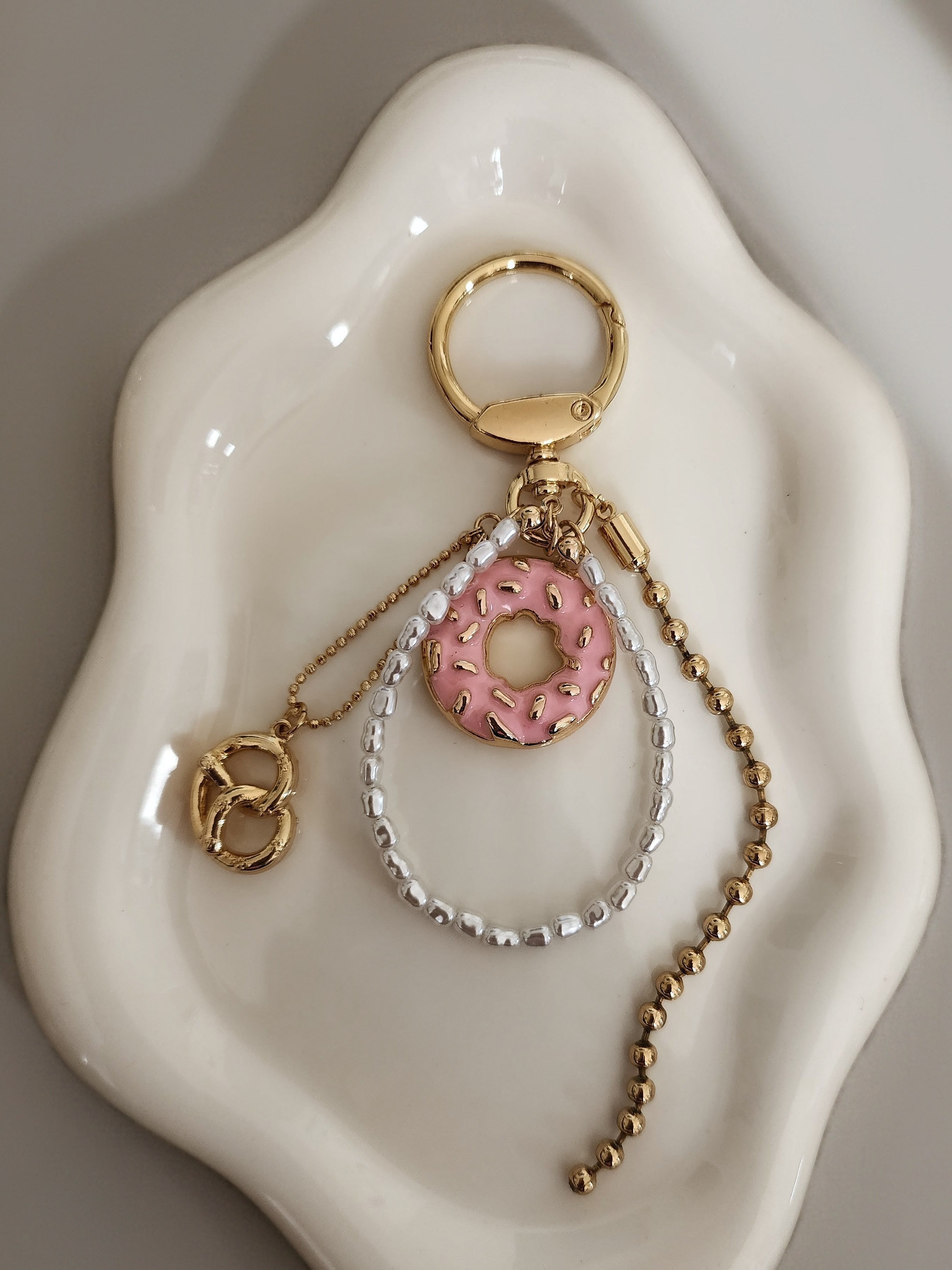 Donut & Pretzel Key Chain